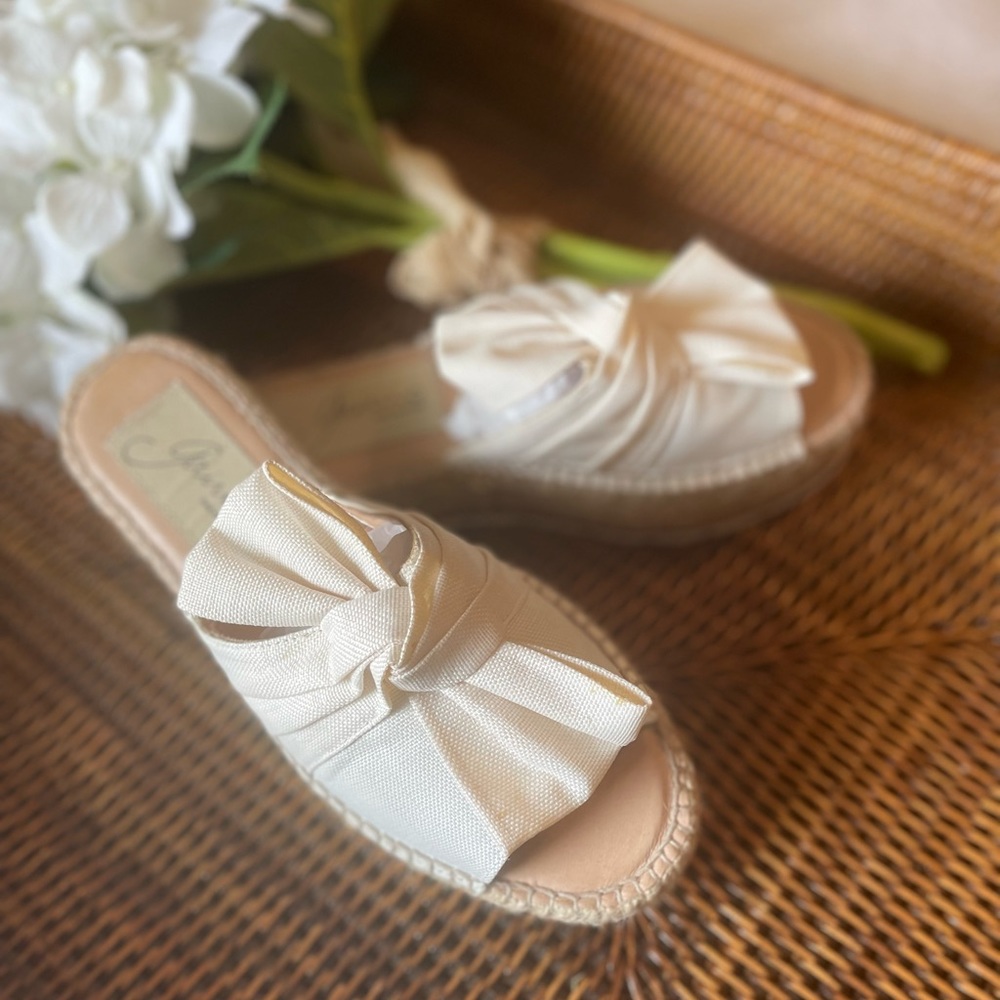 Anthropologie Gaimo Bow espadrilles size 7